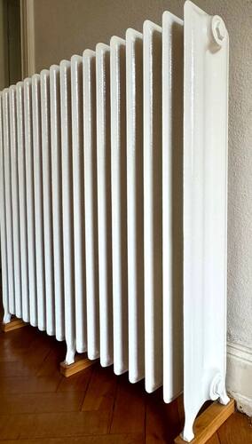 Heizkörper nach der Renovierung – frisch lackiert